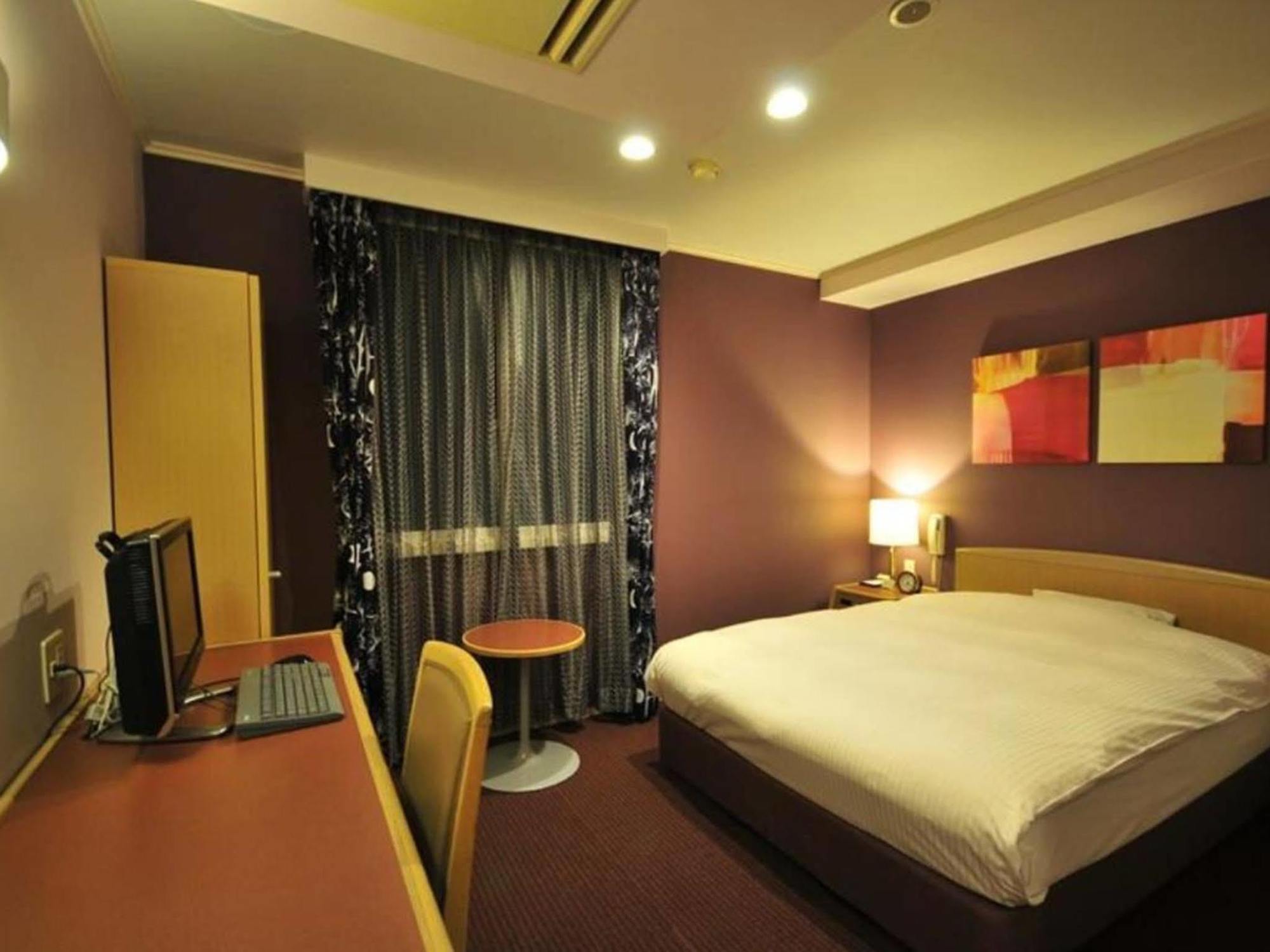 Hotel Top Inn Мацуяма Экстерьер фото